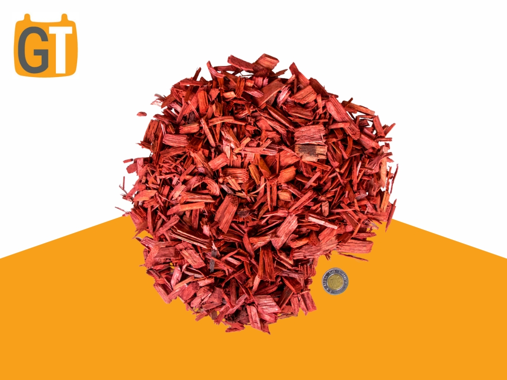 Red Coloured Woodchip